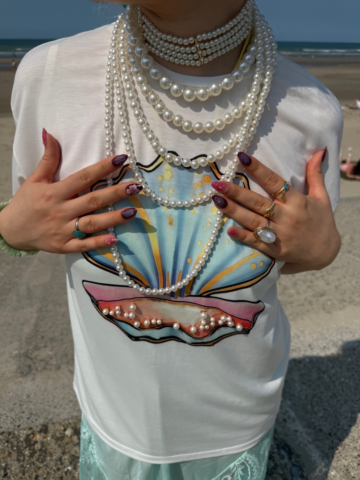 KUDA - Clam Pearl T-shirt
