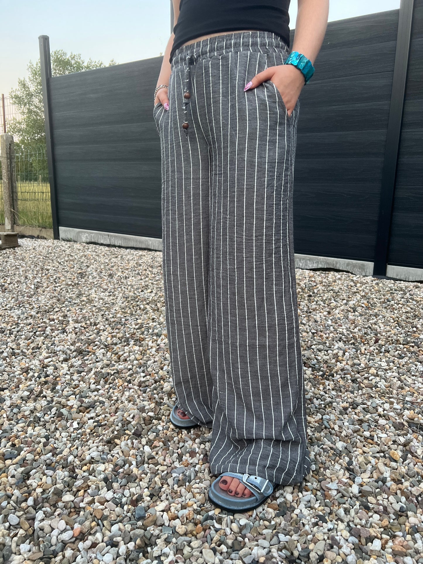 TIKA - SAMPLE SALE - SIZE M