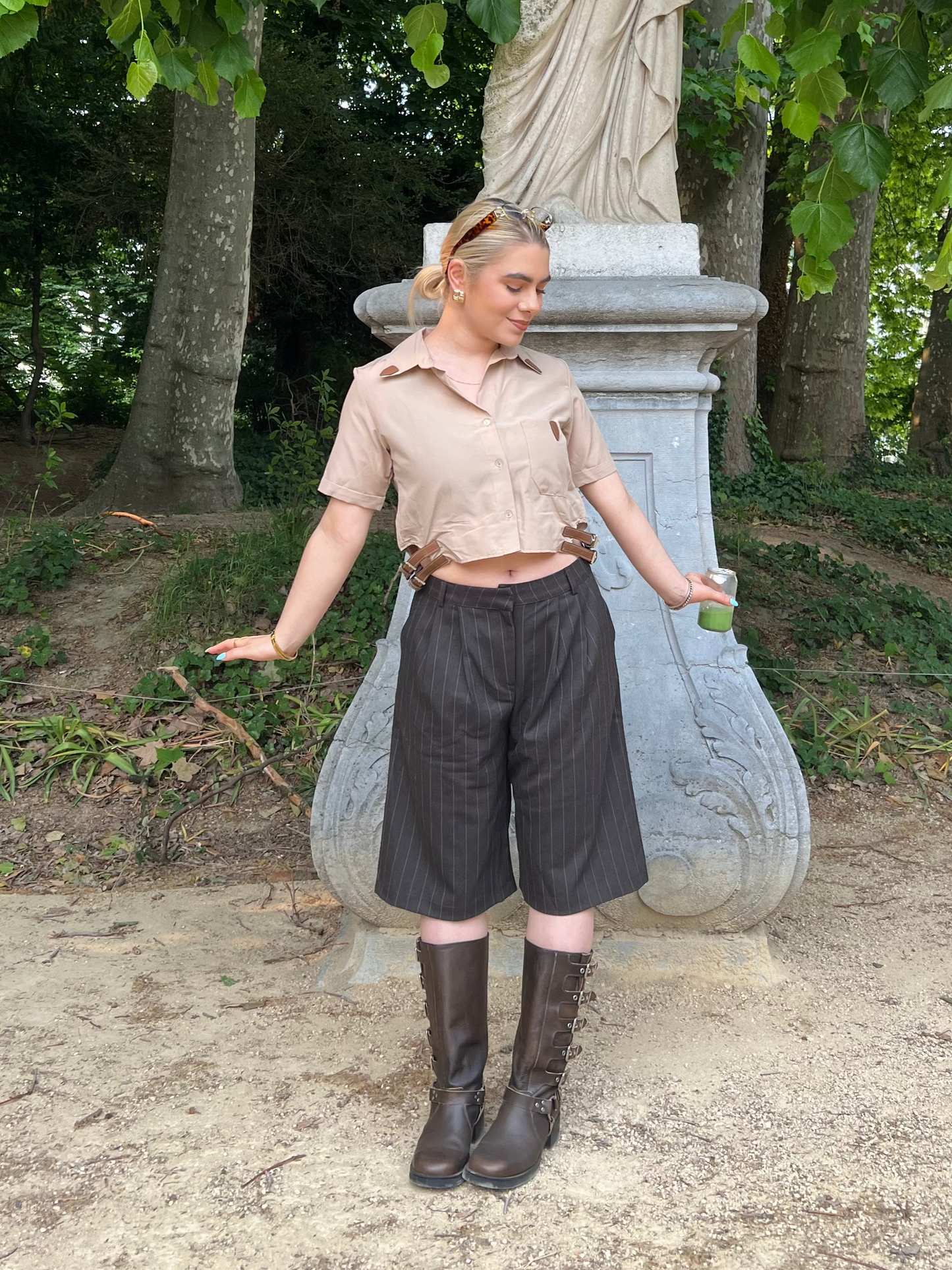 JUDY - Cropped Belt Shirt