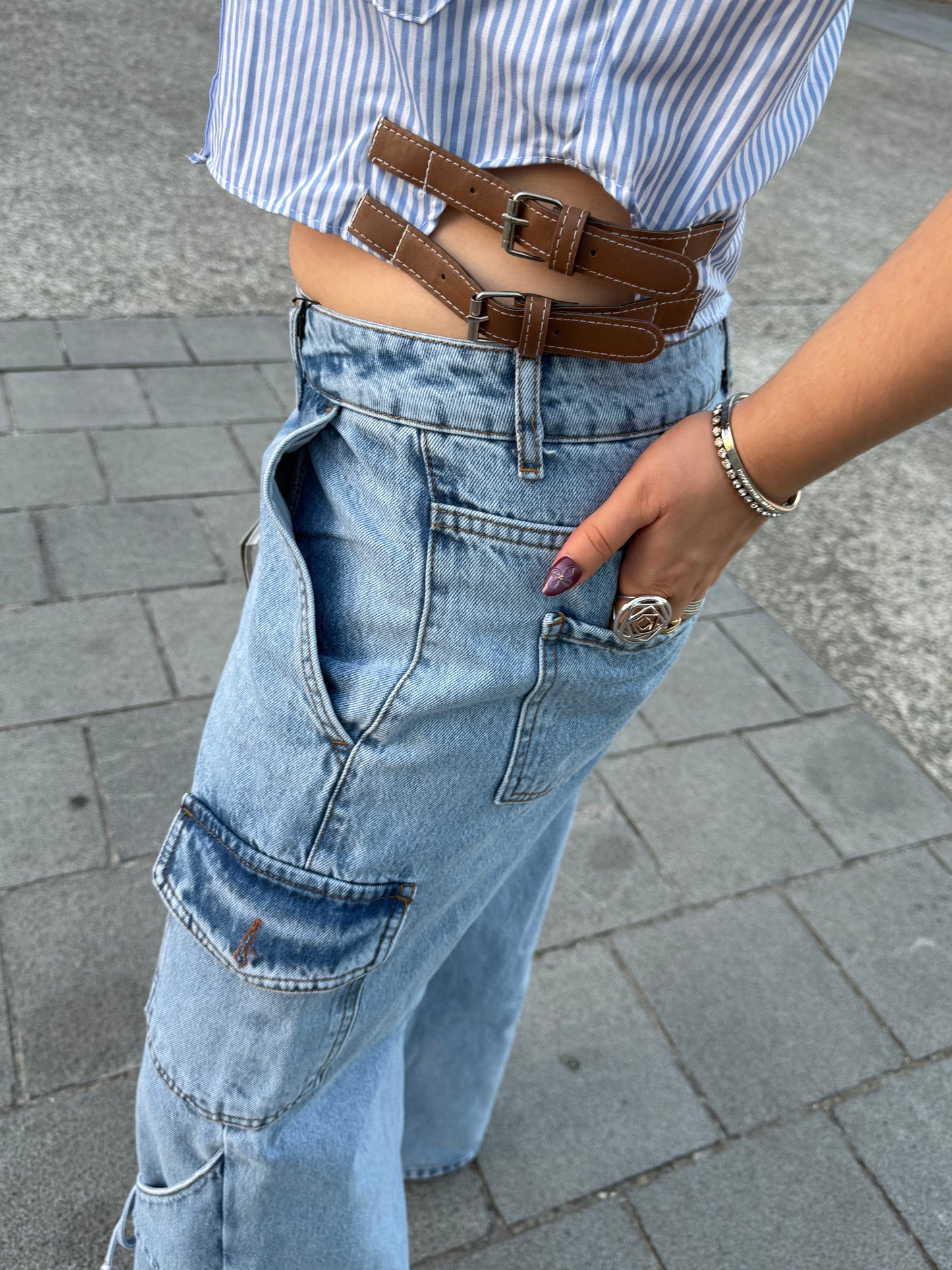 RIBBON - Cargo Bow Tie Jeans