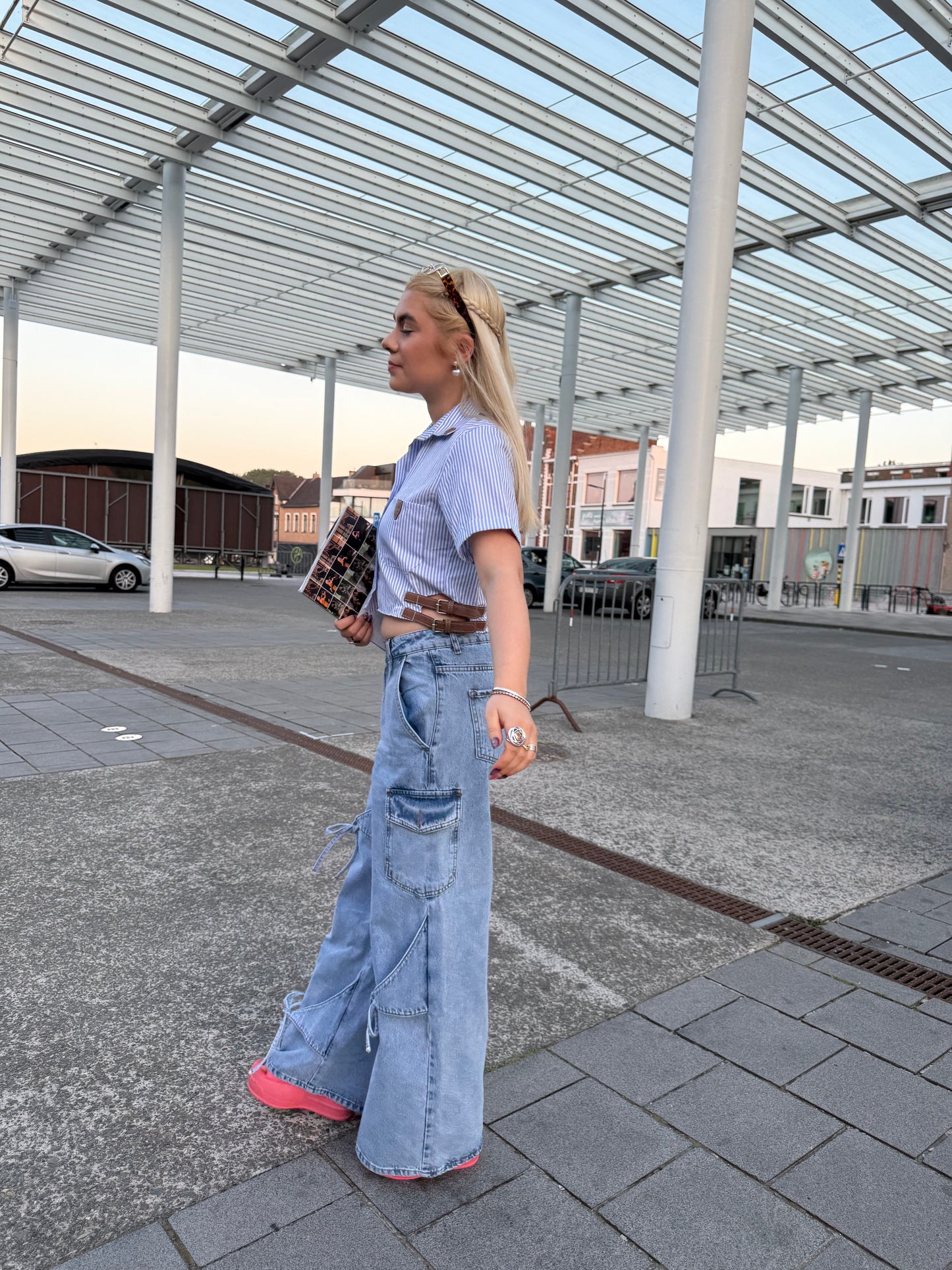 RIBBON - Cargo Bow Tie Jeans