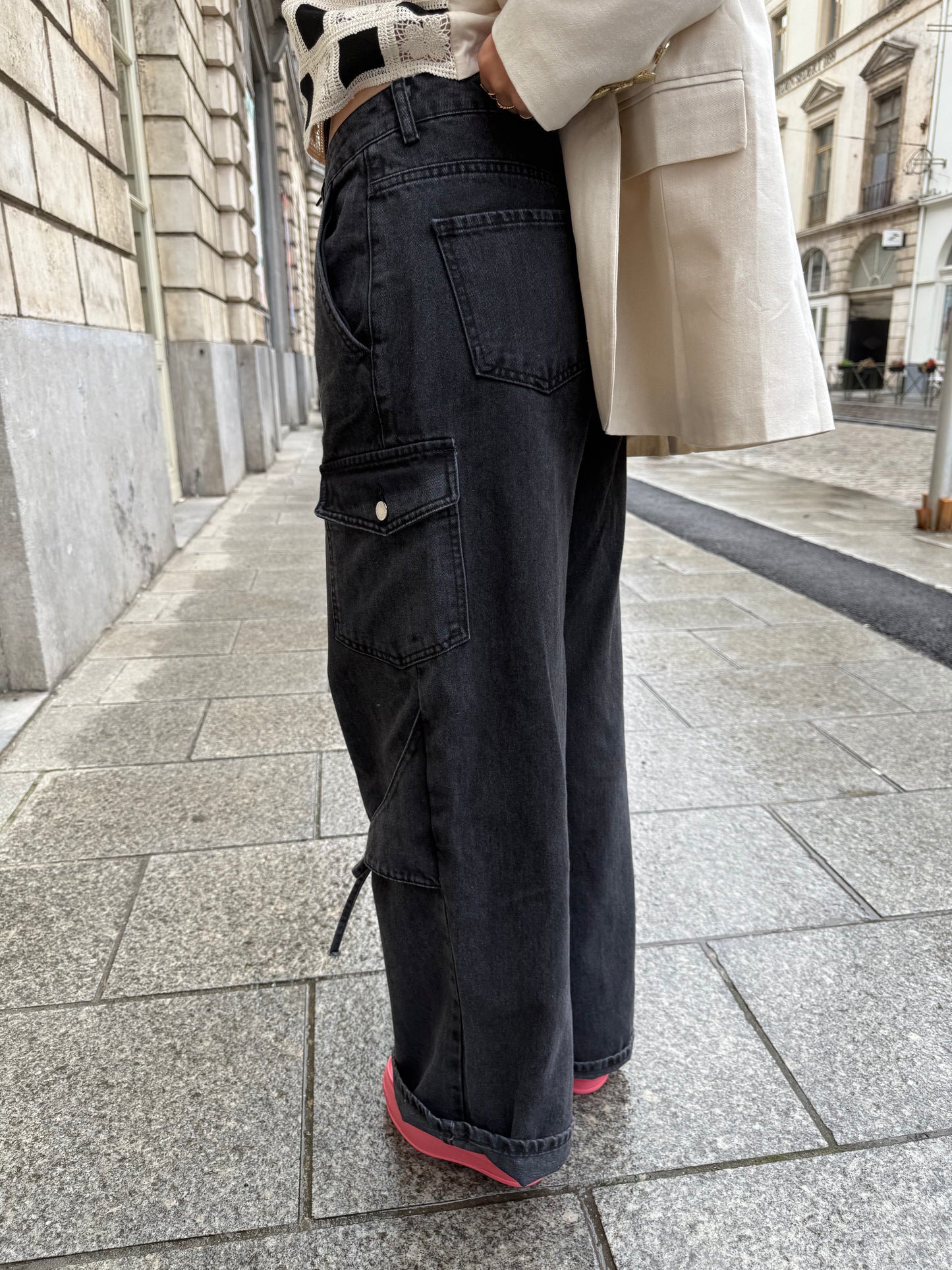 RIBBON - Cargo Bow Tie Jeans