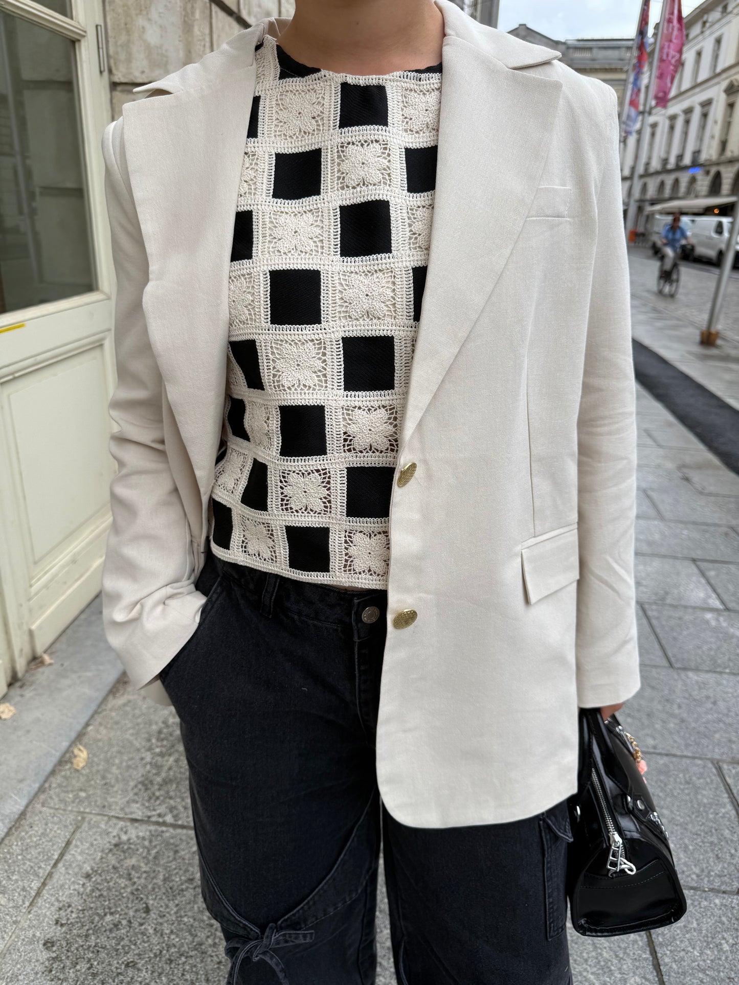 BUTTERCUP - Checkered Blossom Crochet Top