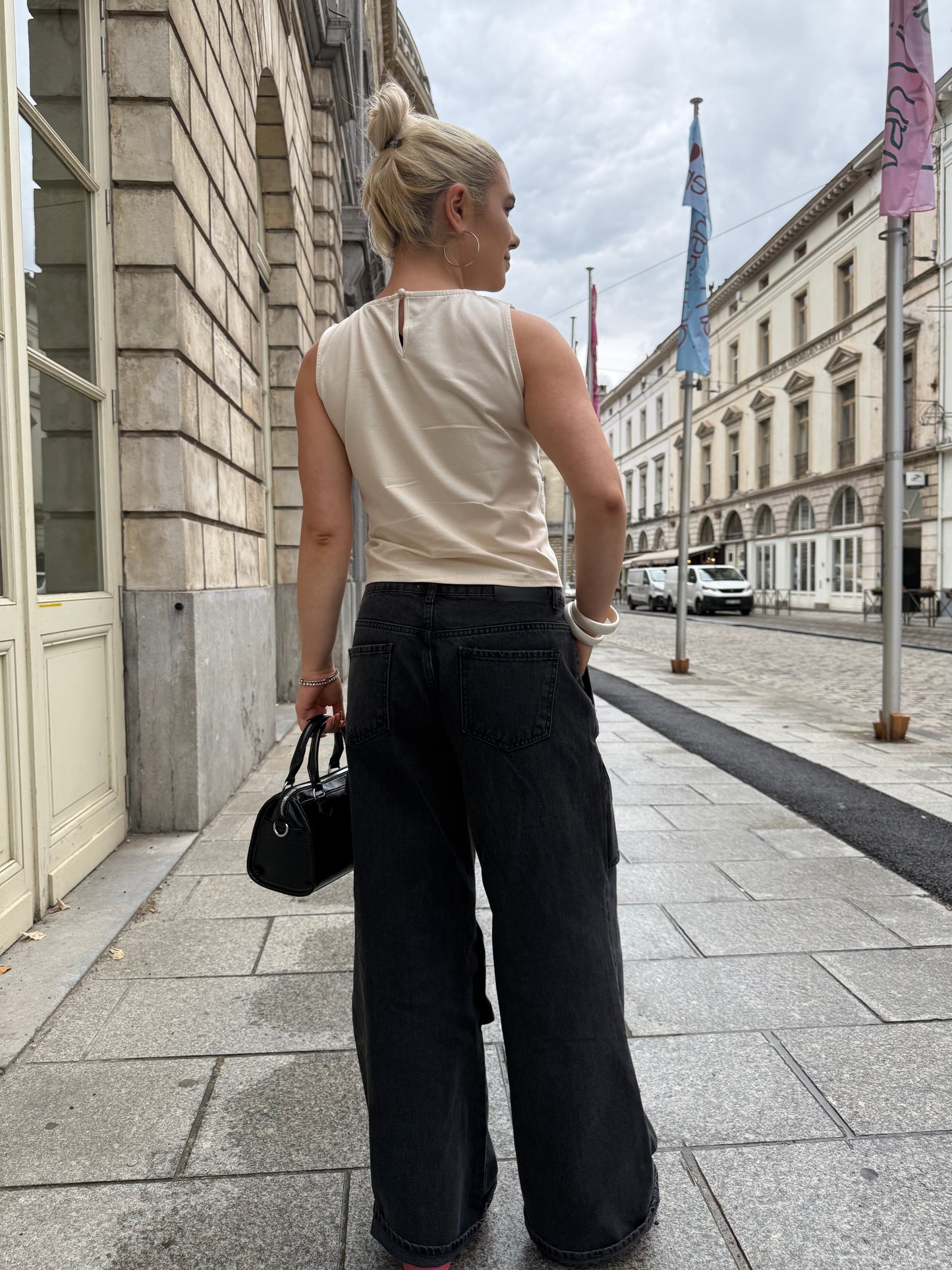 BUTTERCUP - Checkered Blossom Crochet Top