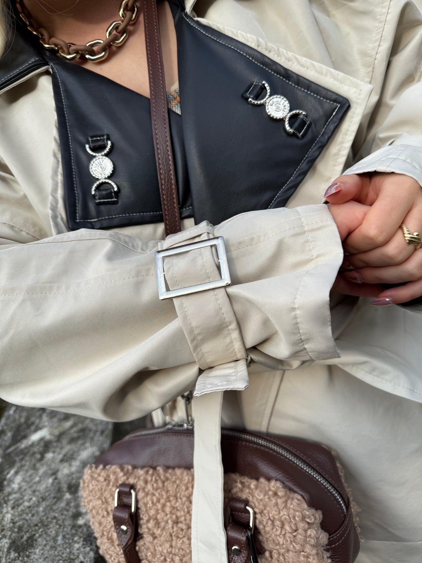 MICHAELANGELO - Oversized Buckle Trench Coat with Black Lapel