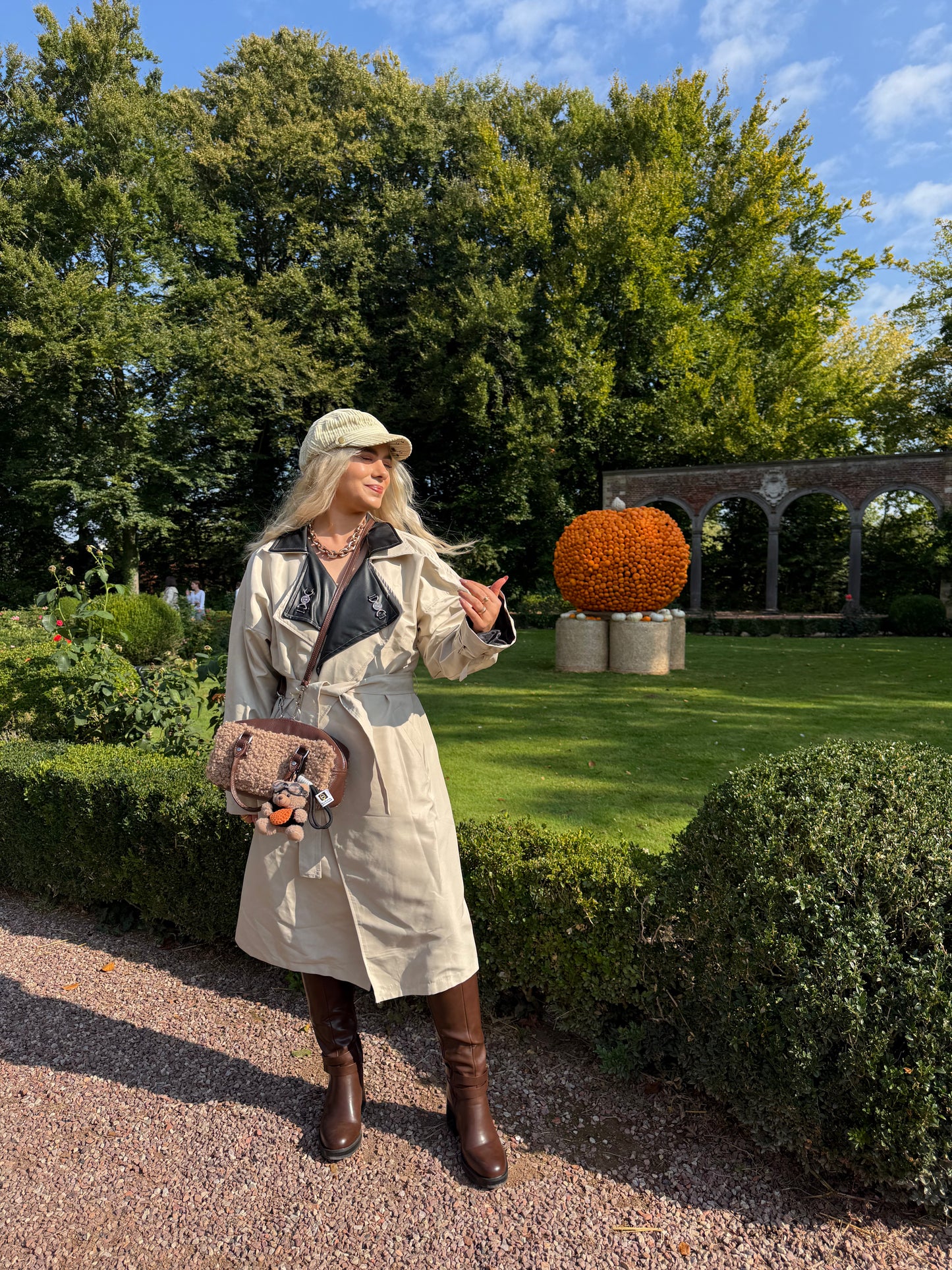 MICHAELANGELO - Oversized Buckle Trench Coat with Black Lapel